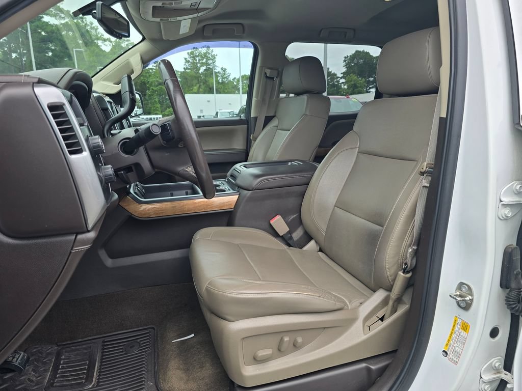 Used 2015 Chevrolet Silverado 1500 LTZ AWD/4WD image 22