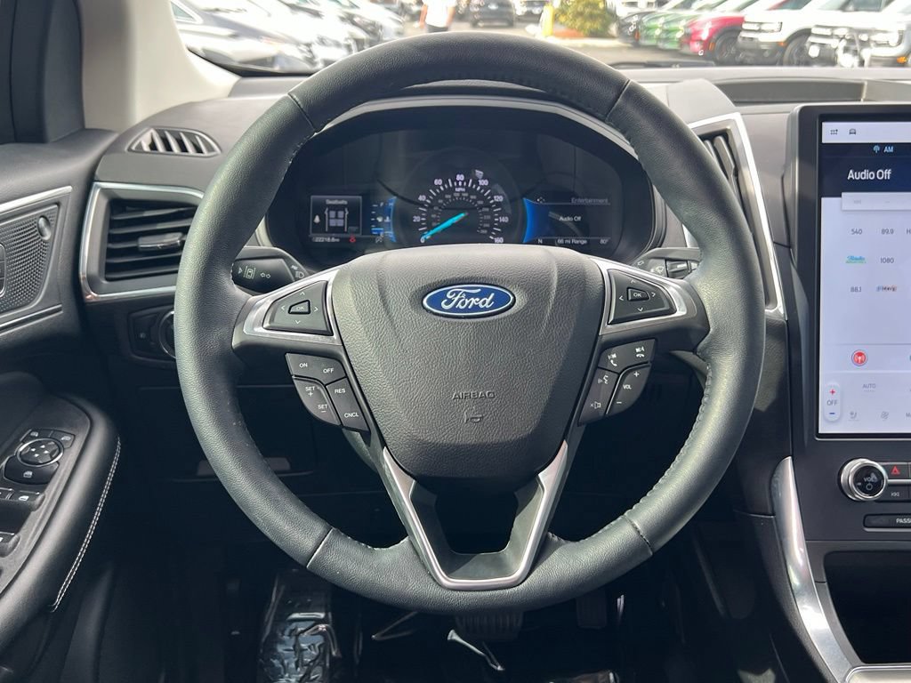 Certified 2023 Ford Edge Titanium AWD/4WD image 22