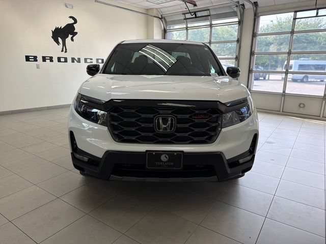 Used 2025 Honda Ridgeline TrailSport image 2