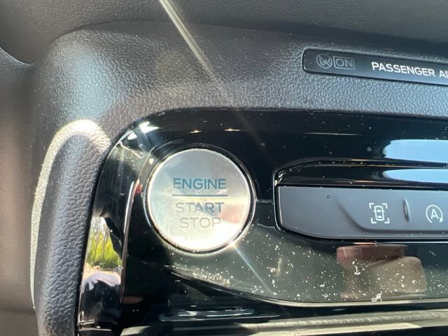 Used 2023 Ford Escape ST-Line w/ Tech Pack #1 AWD/4WD image 28