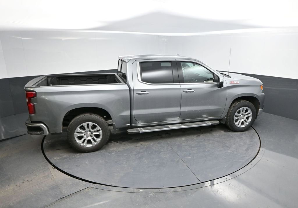Used 2024 Chevrolet Silverado 1500 LTZ w/ Technology Package image 32