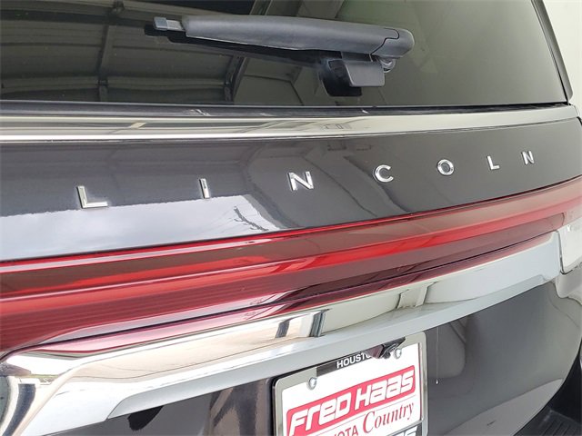 Used 2023 Lincoln Navigator Reserve image 9
