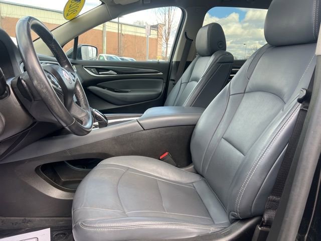 Used 2020 Buick Enclave Essence w/ Sport Touring Edition image 23