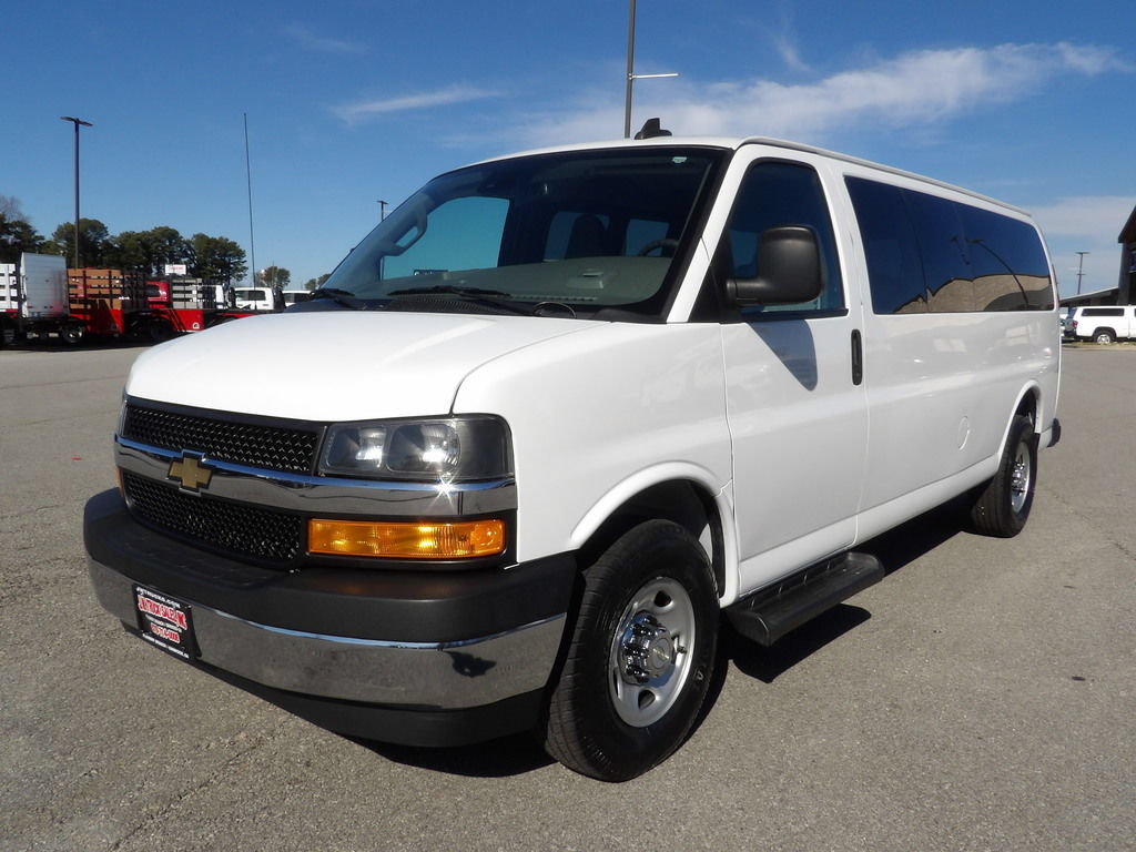 Used 2021 Chevrolet Express 3500 LT w/ LT Preferred Equipment Group RWD image 1