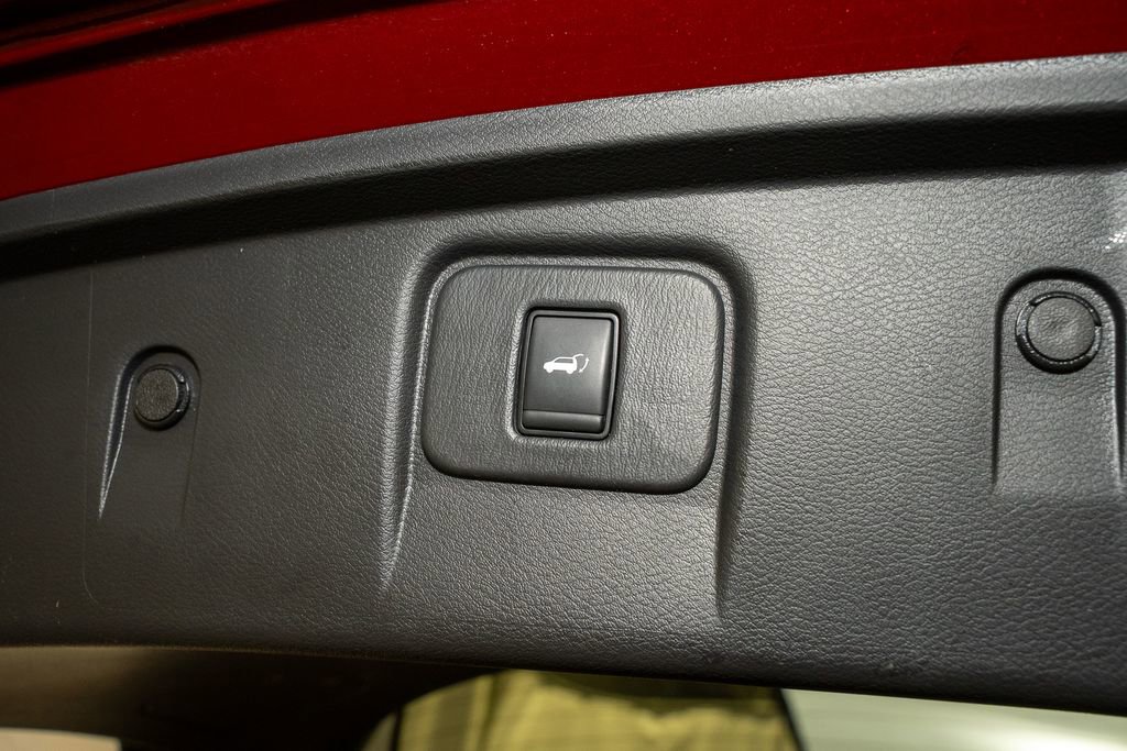 Used 2017 Nissan Murano Platinum w/ Platinum Technology Package image 6