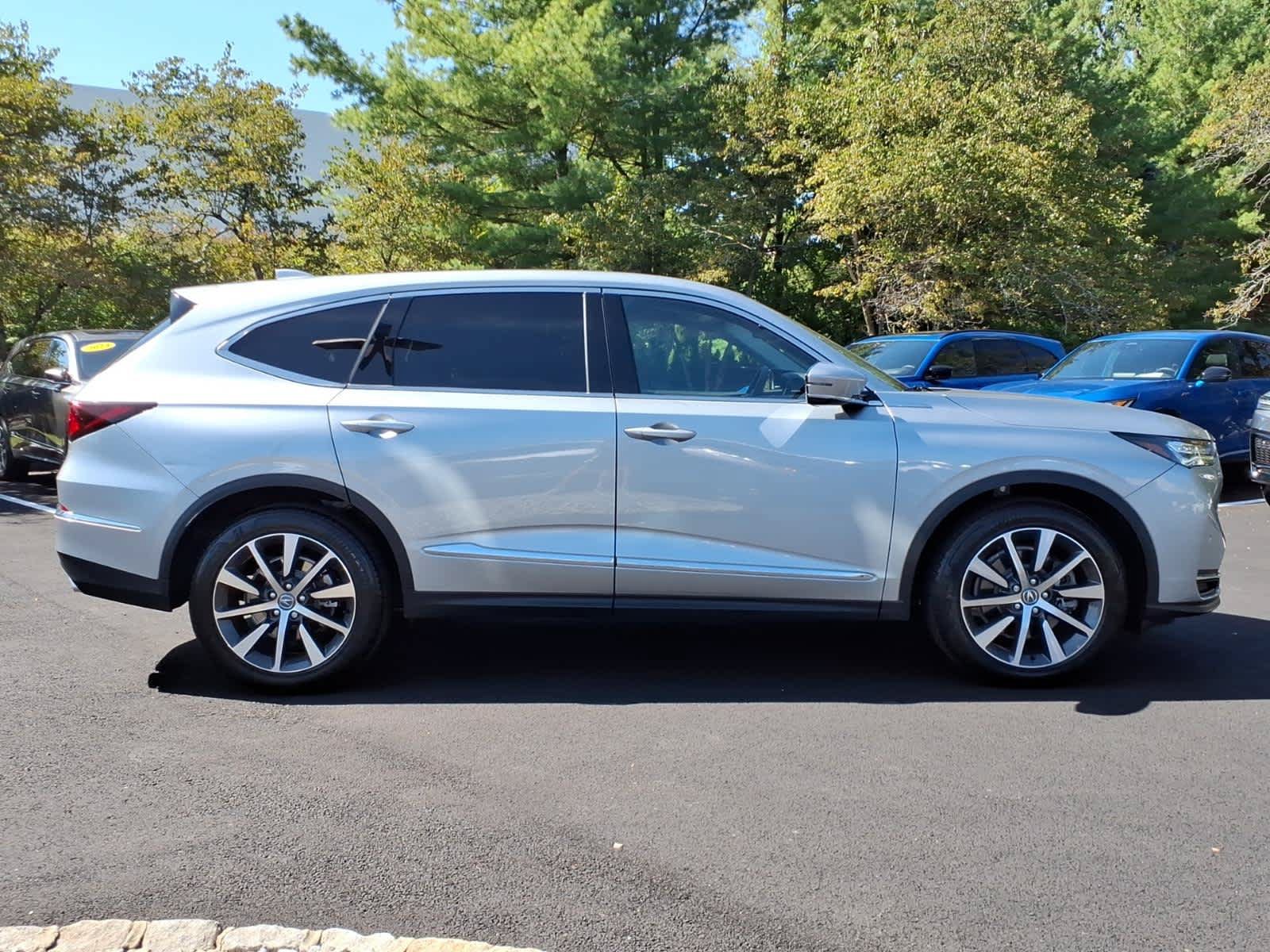 Certified 2026 Acura MDX w/ Technology Package AWD/4WD image 8