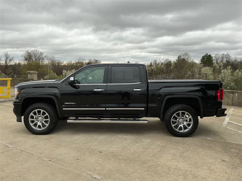 Used 2018 GMC Sierra 1500 Denali image 3