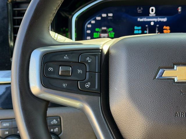 Used 2025 Chevrolet Silverado 3500 LTZ w/ LTZ Convenience Package image 7