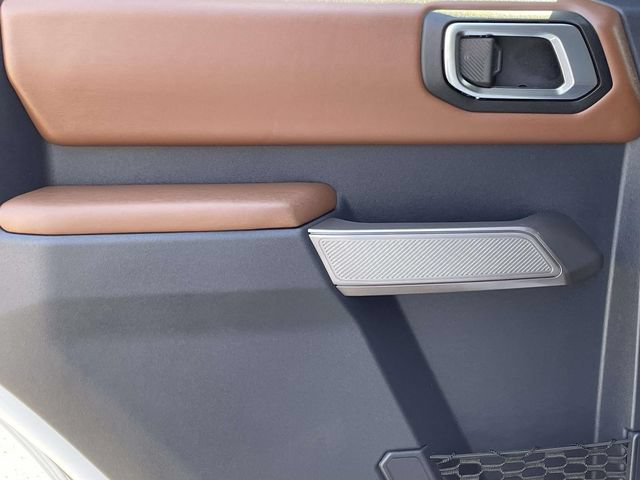 Certified 2023 Ford Bronco Outer Banks AWD/4WD image 9