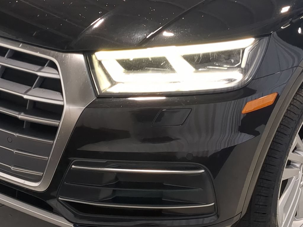 Used 2018 Audi Q5 2.0T Premium Plus w/ Premium Plus Package AWD/4WD image 14