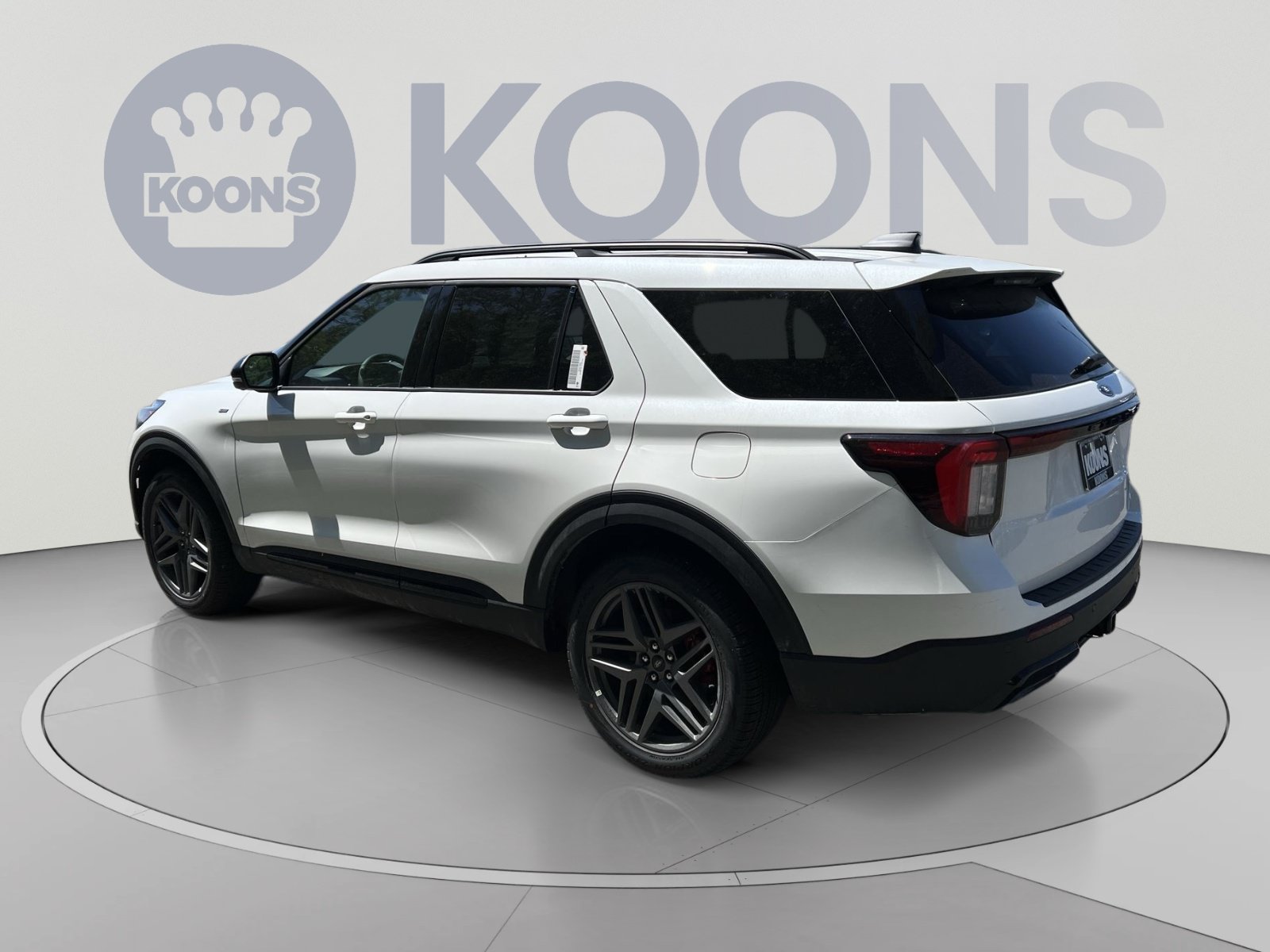 New 2026 Ford Explorer ST-Line w/ ST-Line Street Pack AWD/4WD image 8