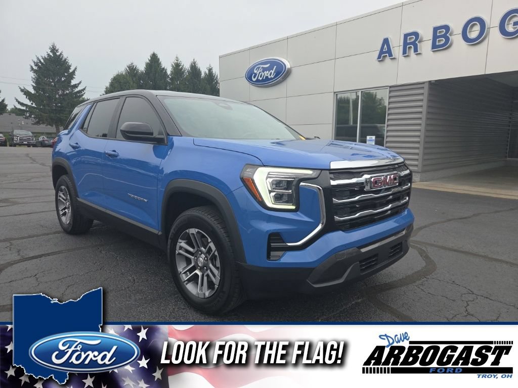 Used 2025 GMC Terrain Elevation