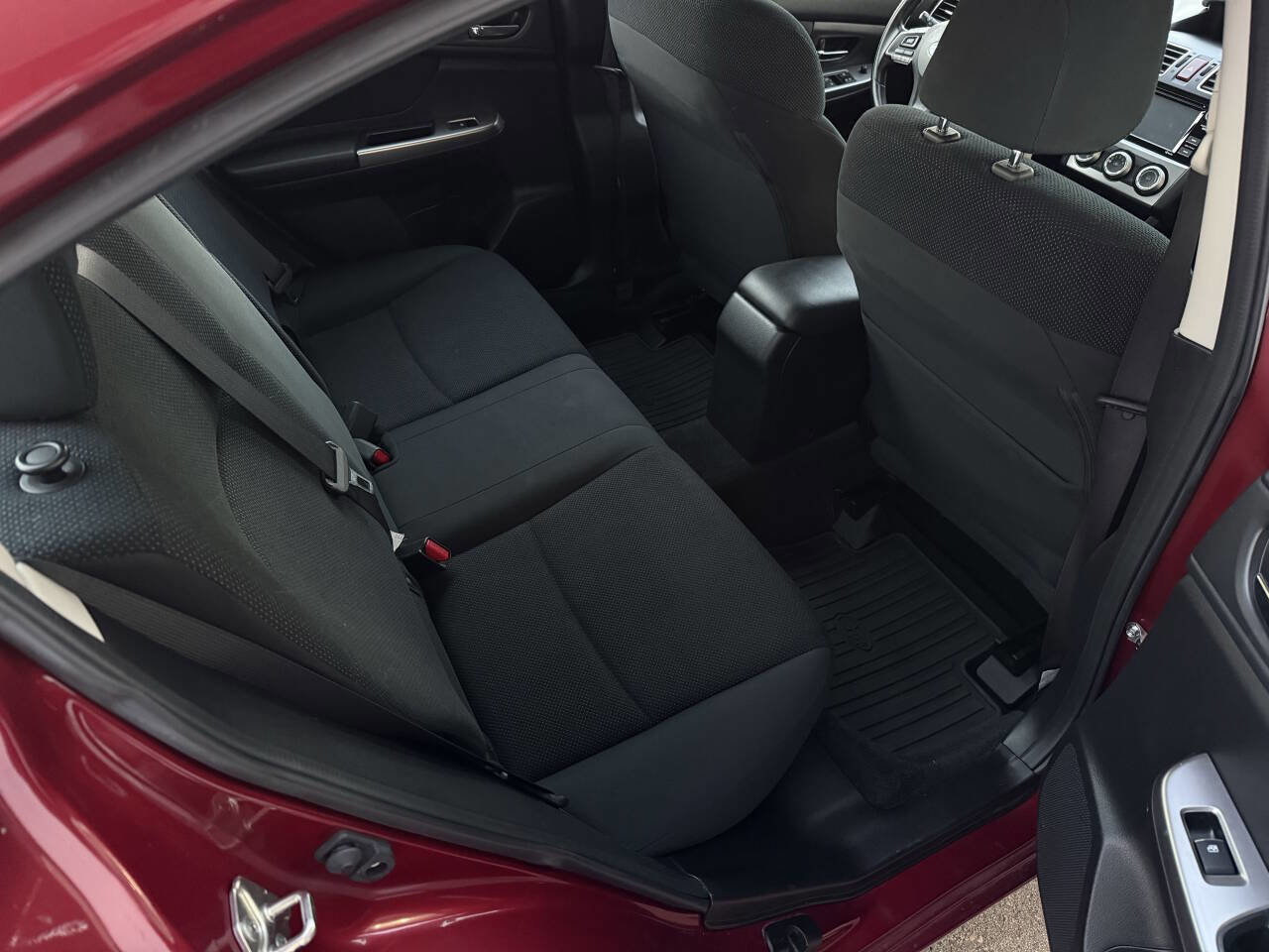 Used 2016 Subaru Impreza 2.0i Premium image 39