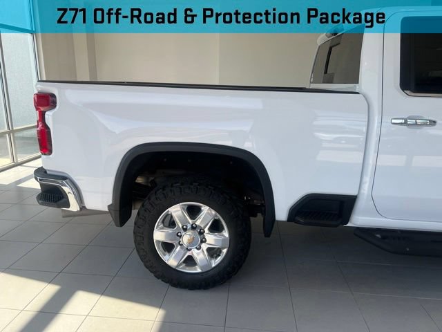 Used 2021 Chevrolet Silverado 2500 LTZ w/ LTZ Premium Package AWD/4WD image 11
