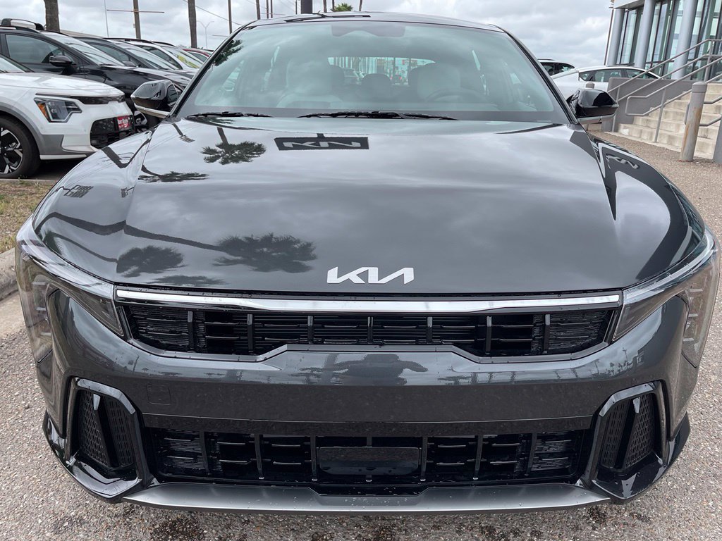 New 2026 Kia K4 GT-Line w/ GT-Line Premium Package FWD image 2
