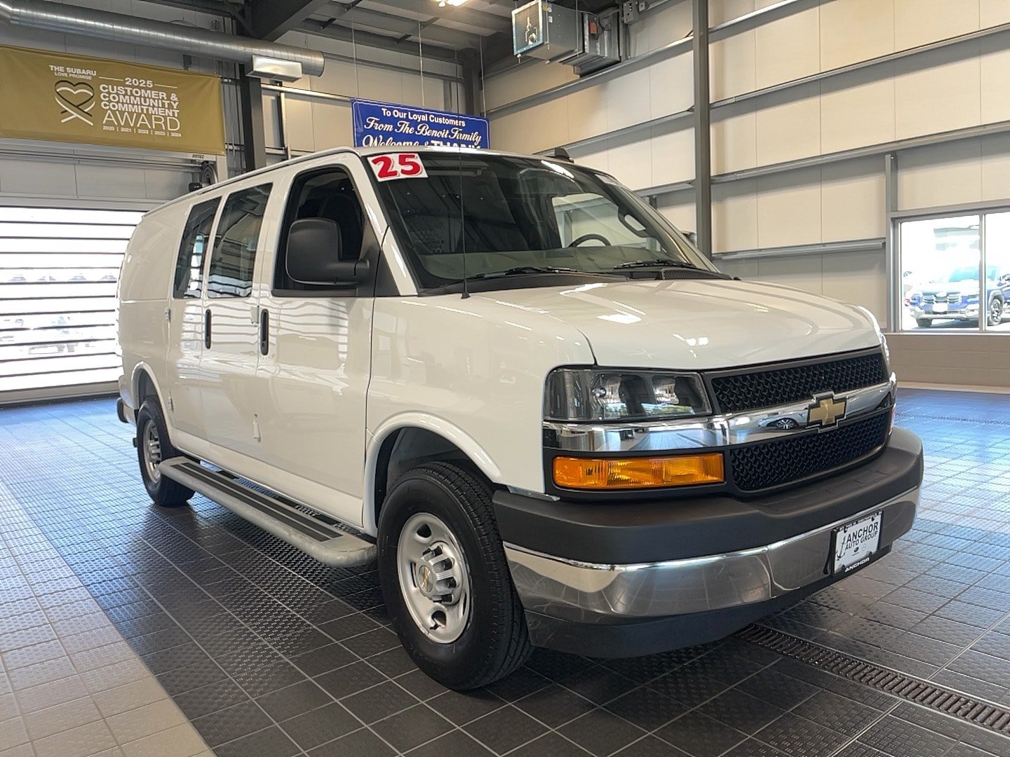 Used 2025 Chevrolet Express 2500 w/ Driver Convenience Package RWD image 26