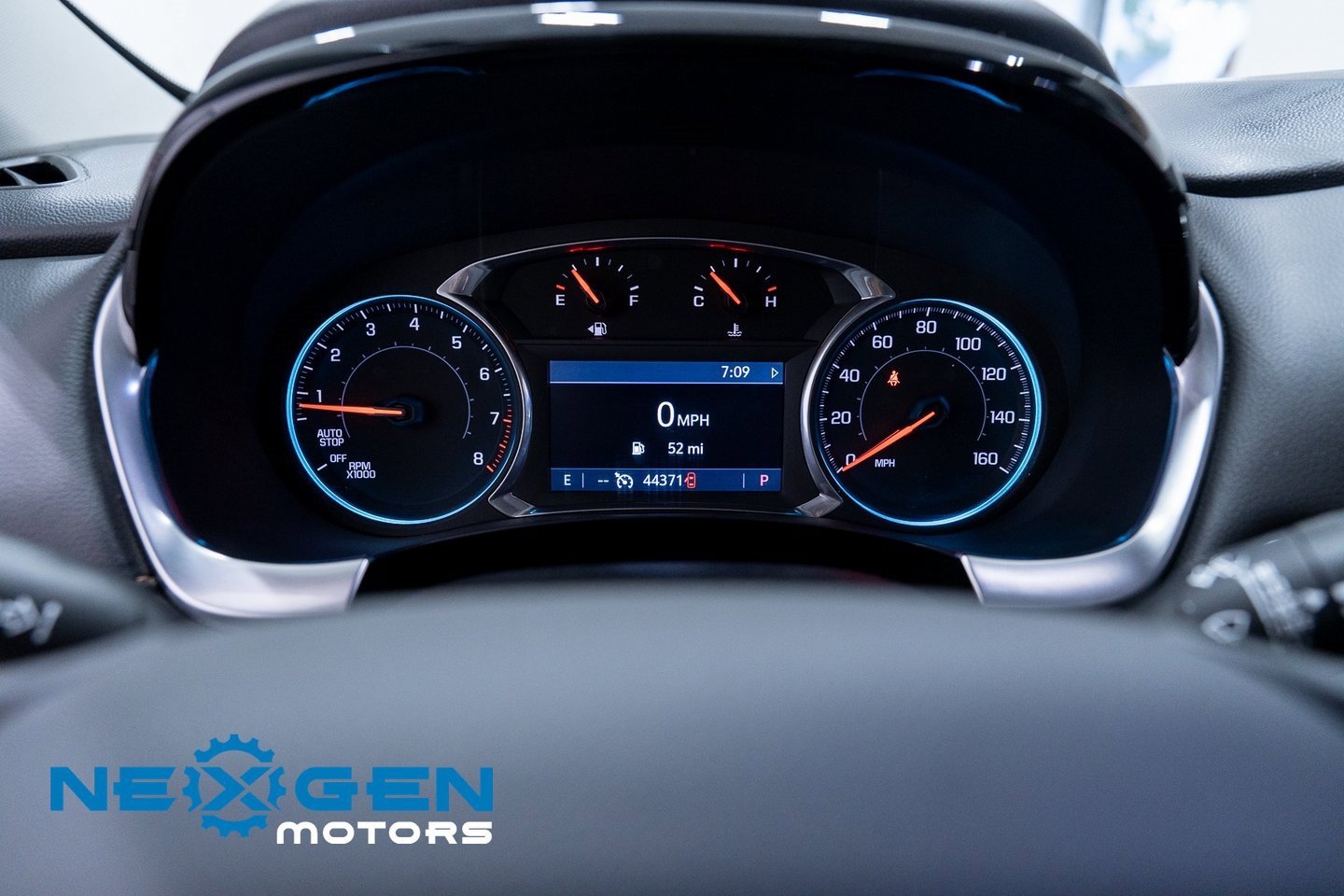 Used 2020 Chevrolet Traverse LT image 8