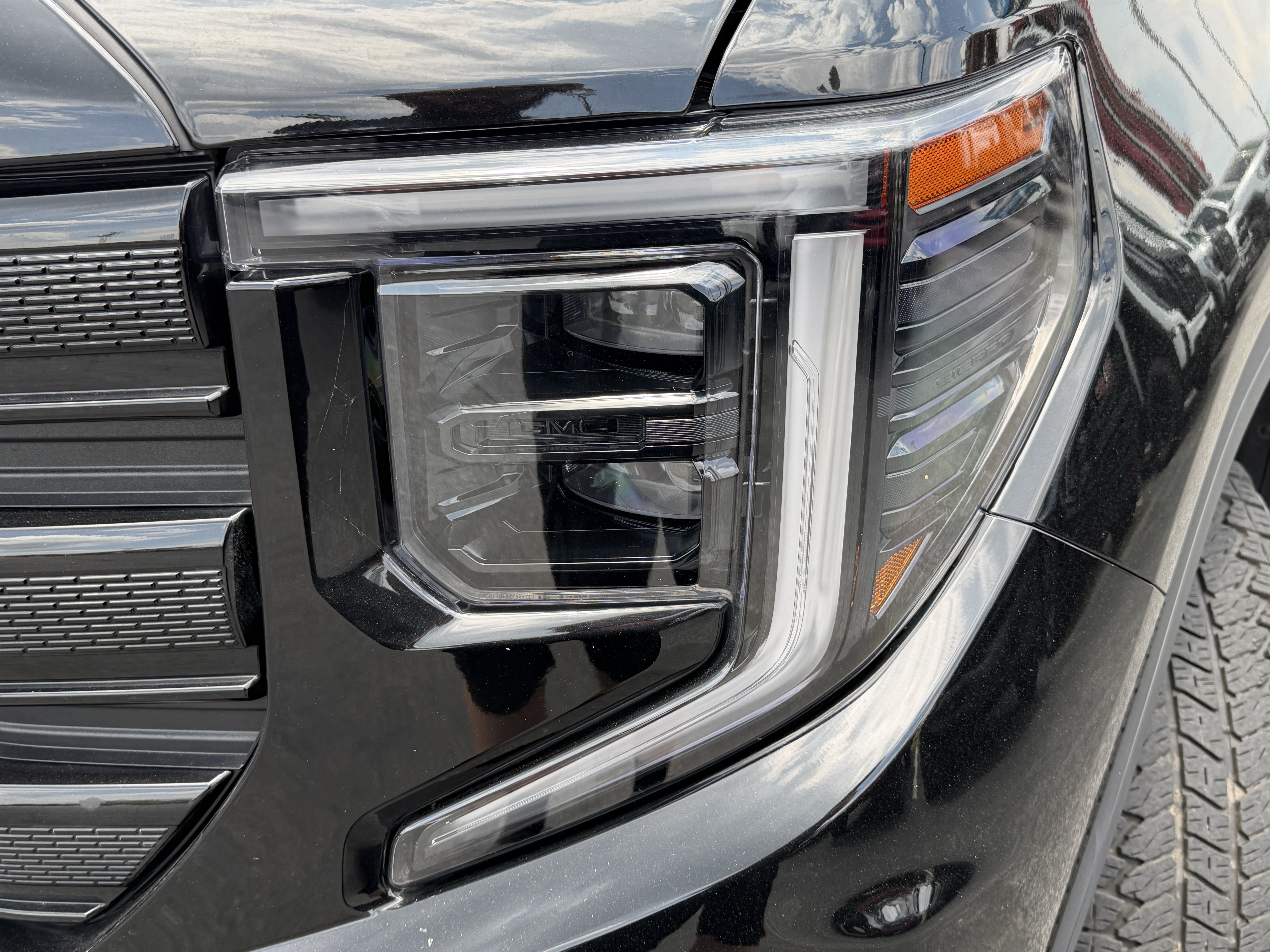 Used 2024 GMC Sierra 1500 Elevation w/ X31 Off-Road Package AWD/4WD image 6