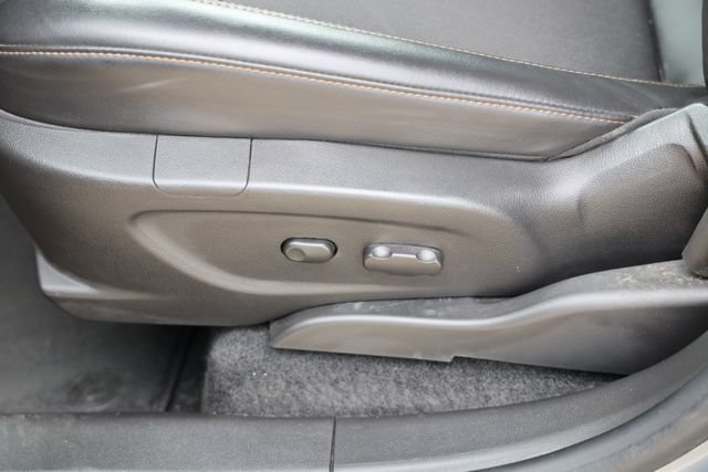 Used 2019 Chevrolet Trax LT w/ LT Convenience Package FWD image 14
