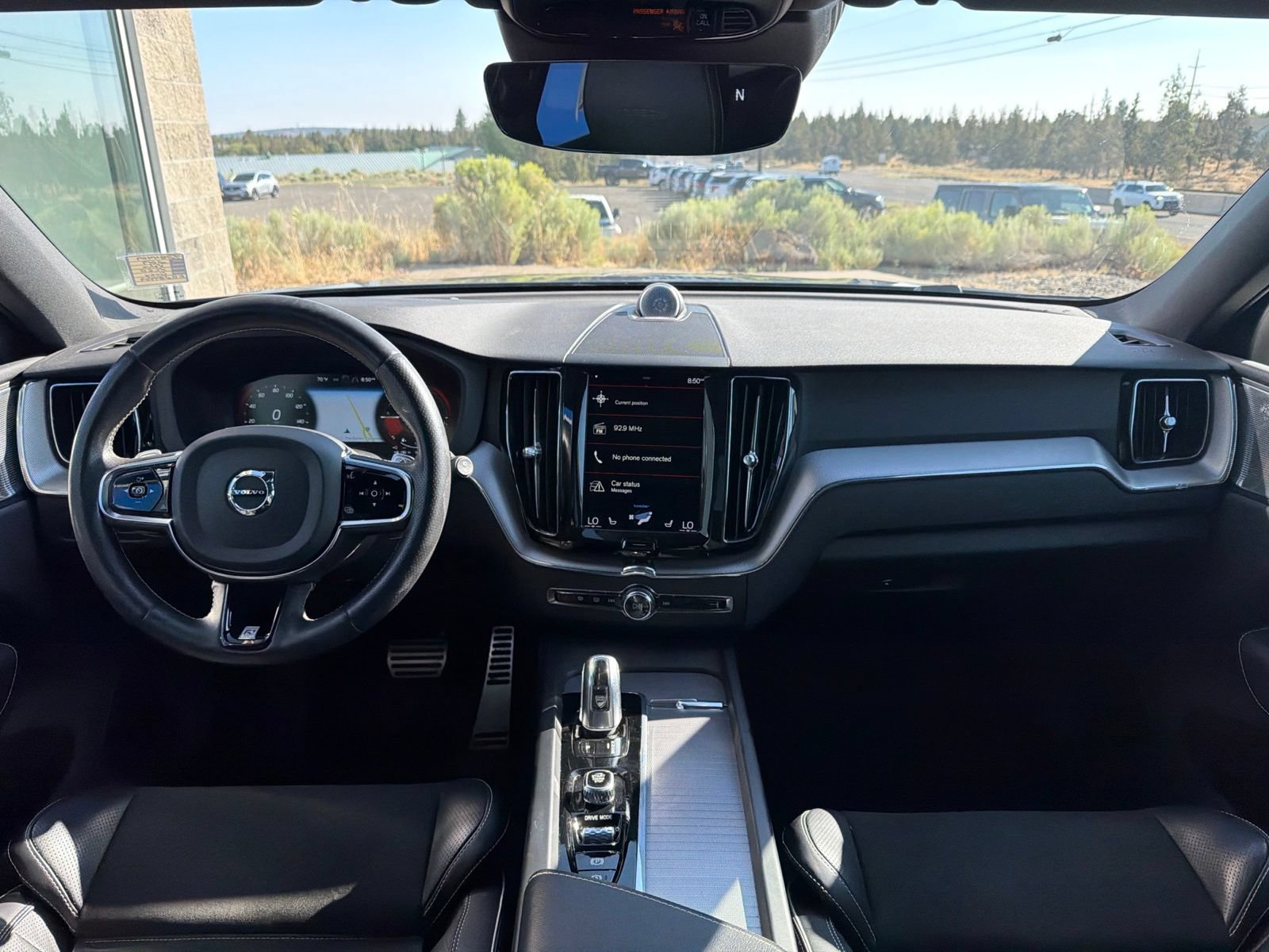 Used 2019 Volvo XC60 T8 R-Design w/ Advanced Package AWD/4WD image 10