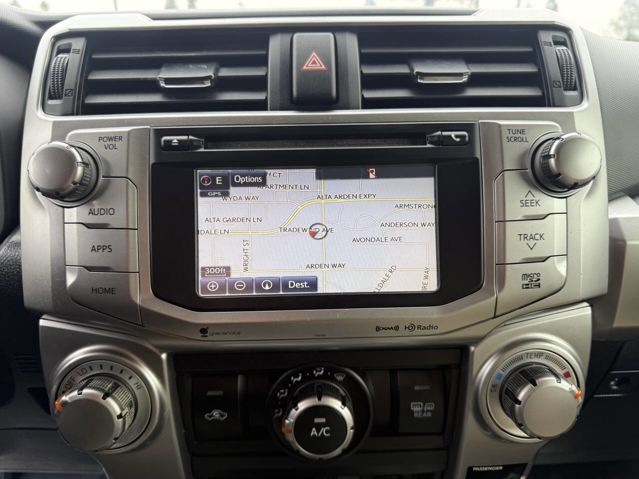 Used 2018 Toyota 4Runner SR5 Premium AWD/4WD image 21