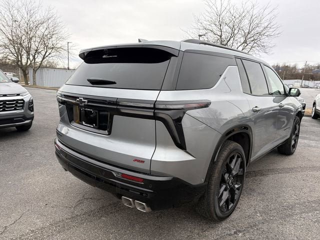 New 2026 Chevrolet Traverse RS w/ LPO, Floor Liner Package image 3