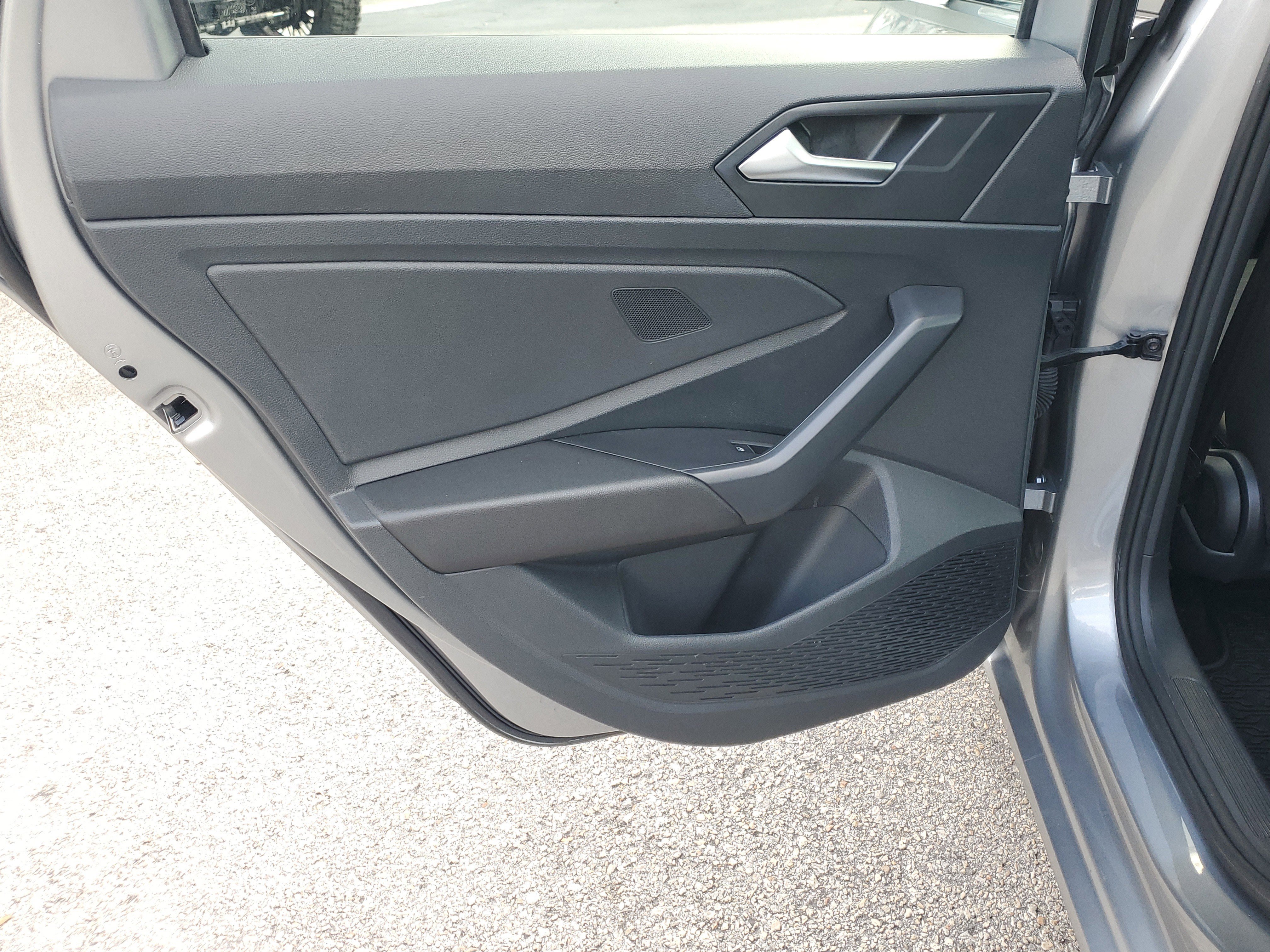 Used 2024 Volkswagen Jetta S image 11