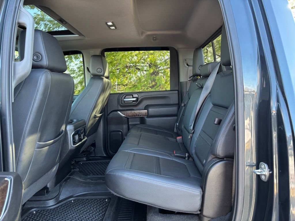 Used 2021 GMC Sierra 2500 Denali w/ Denali Ultimate Package image 17