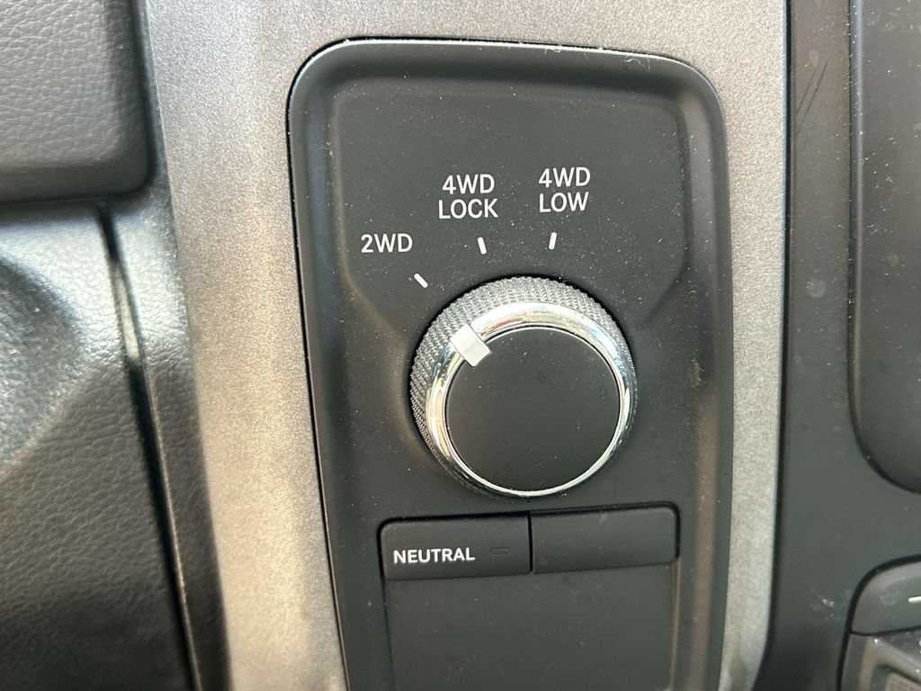 Used 2016 RAM 3500 Tradesman w/ Chrome Appearance Group AWD/4WD image 26