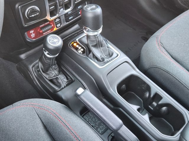 New 2026 Jeep Wrangler Unlimited Rubicon w/ Safety Group AWD/4WD image 18