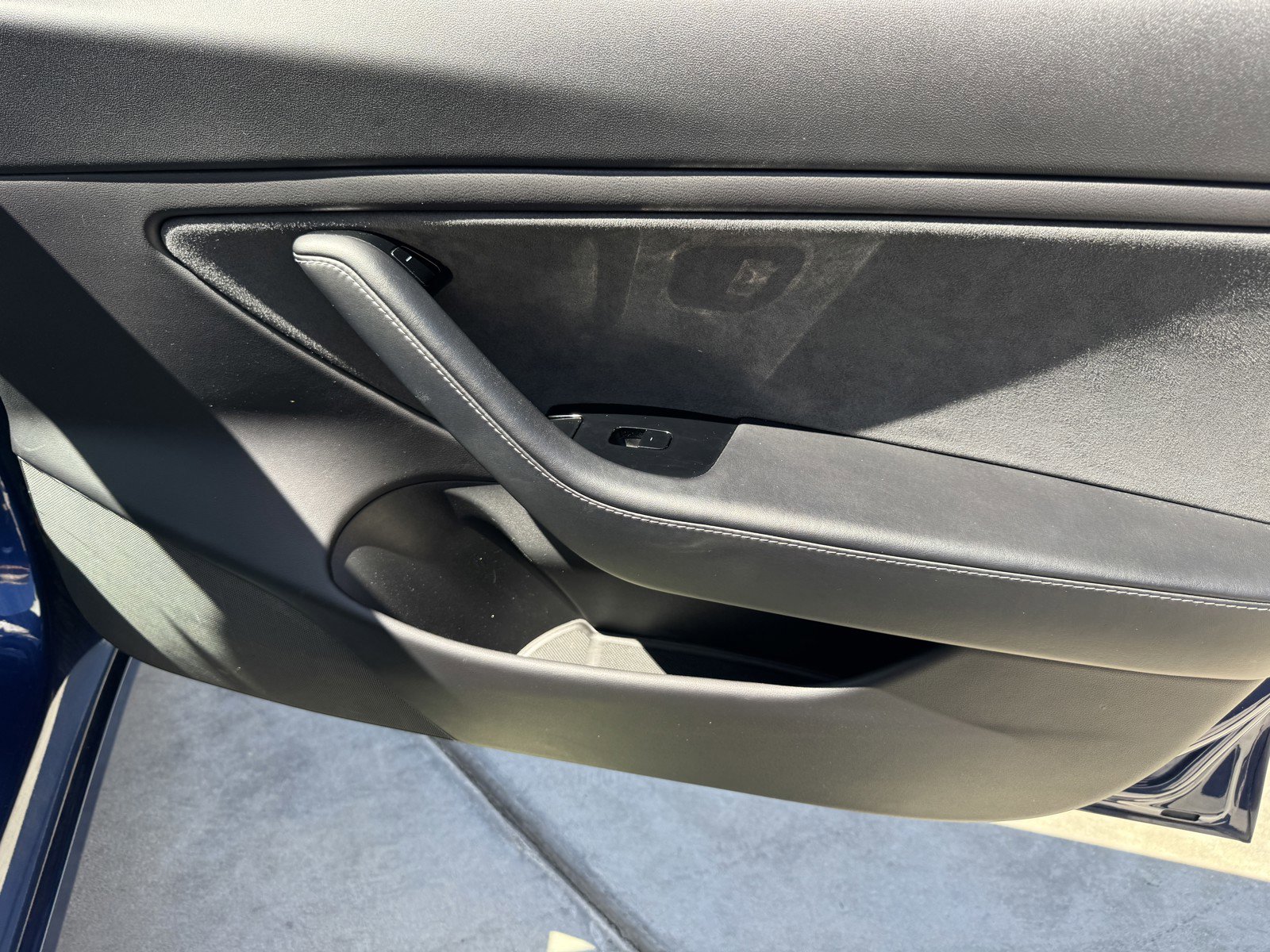 Used 2019 Tesla Model 3 Standard Range Plus image 9