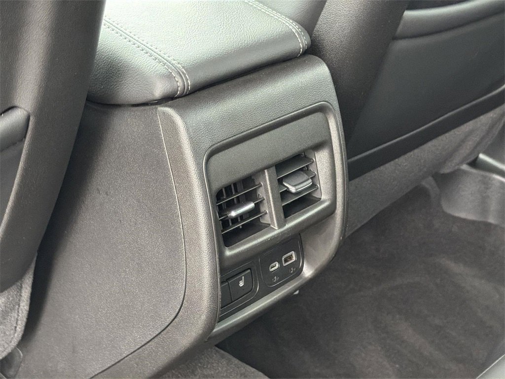 Certified 2023 Cadillac XT4 Luxury w/ Cold Weather Package image 26