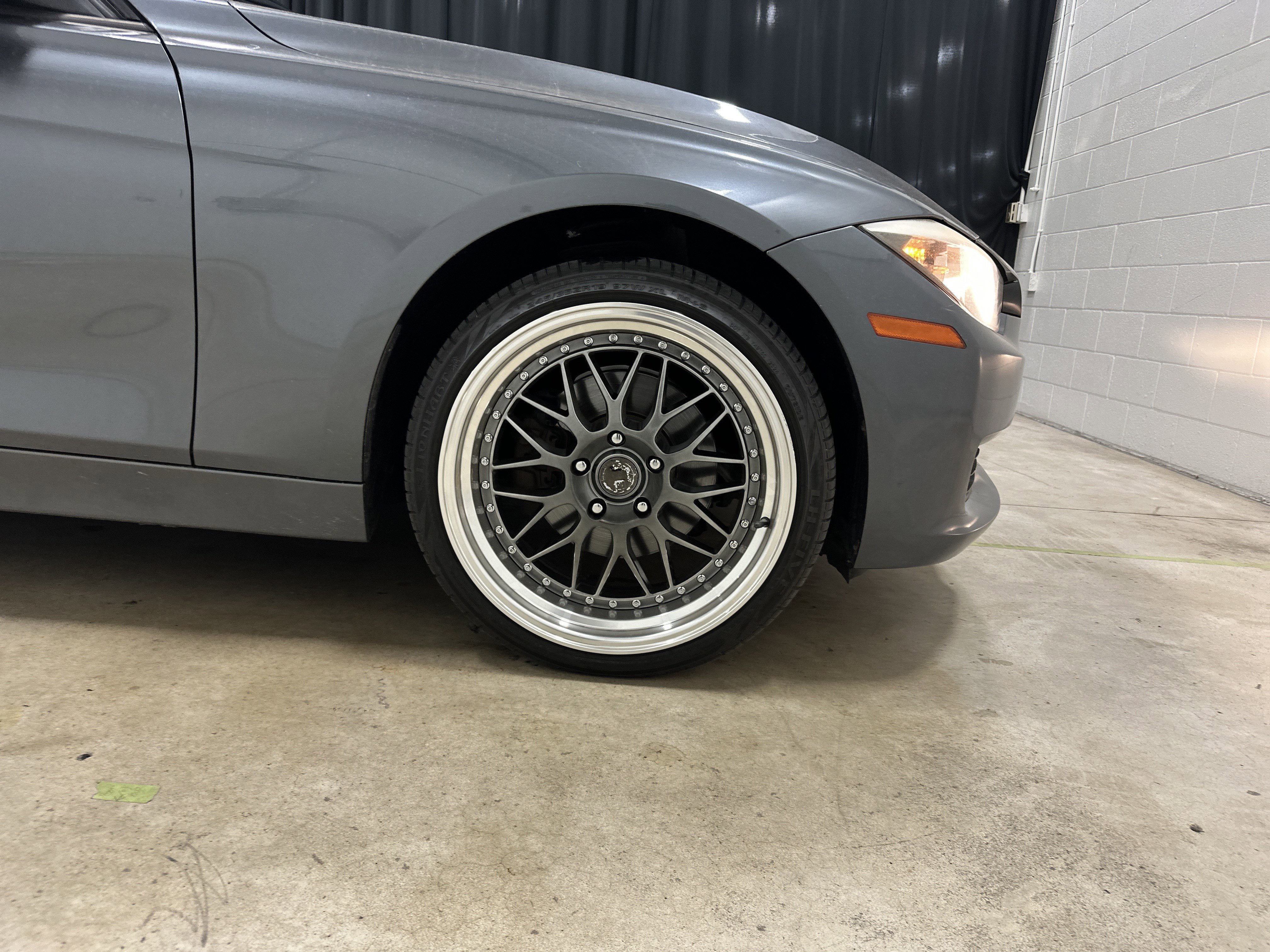 Used 2015 BMW 320i xDrive Sedan AWD/4WD image 13