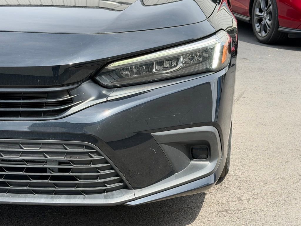 Used 2023 Honda Civic LX image 2