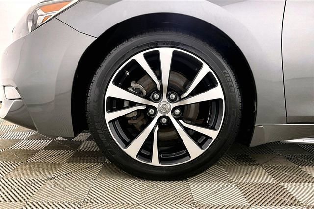 Used 2018 Nissan Maxima Platinum image 8
