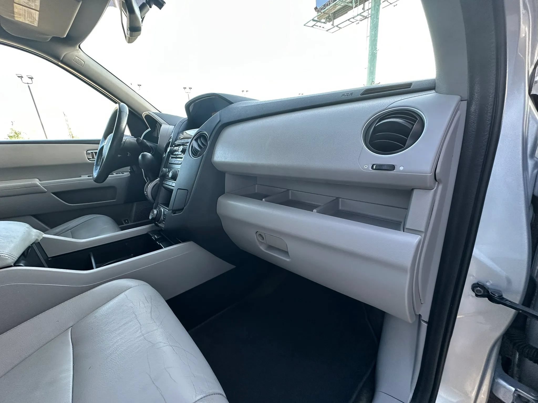 Used 2015 Honda Pilot Touring image 27