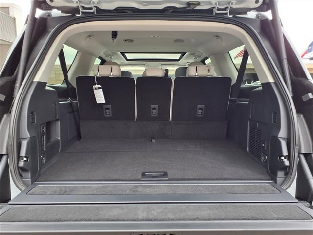 New 2026 Lincoln Navigator L Reserve w/ Jet Appearance Package image 16