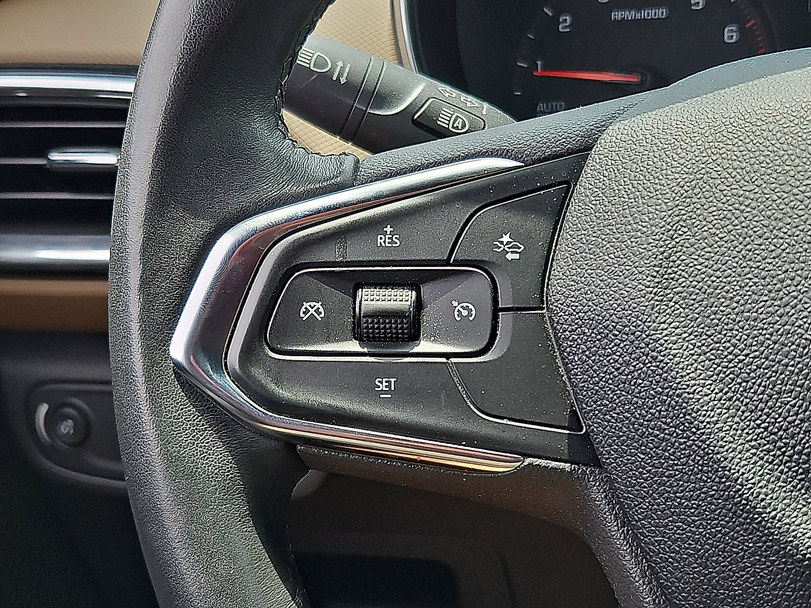 Used 2021 Chevrolet TrailBlazer ACTIV w/ Convenience Package FWD image 19