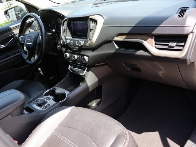 Certified 2024 GMC Terrain Denali AWD/4WD image 9