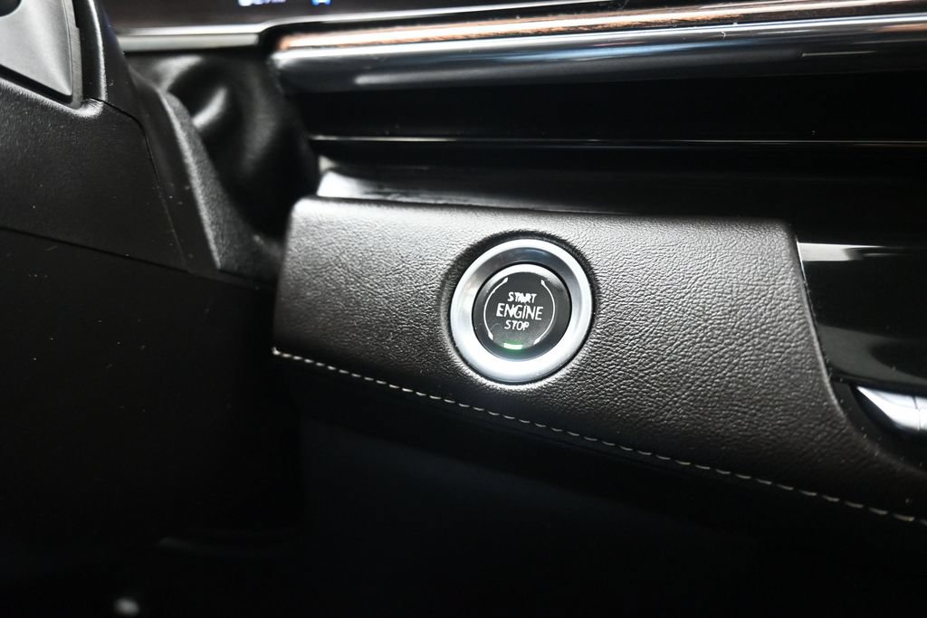 Used 2024 Cadillac Escalade ESV Premium Luxury w/ LPO, Floor Liner Package AWD/4WD image 36