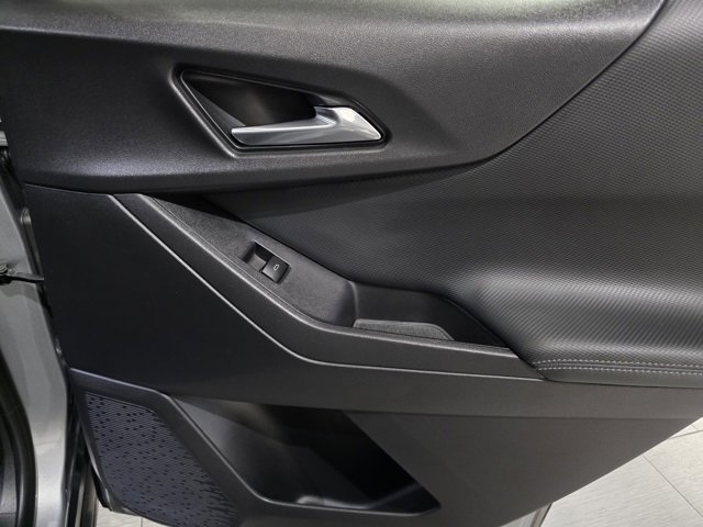 Used 2026 Chevrolet Equinox LT image 12