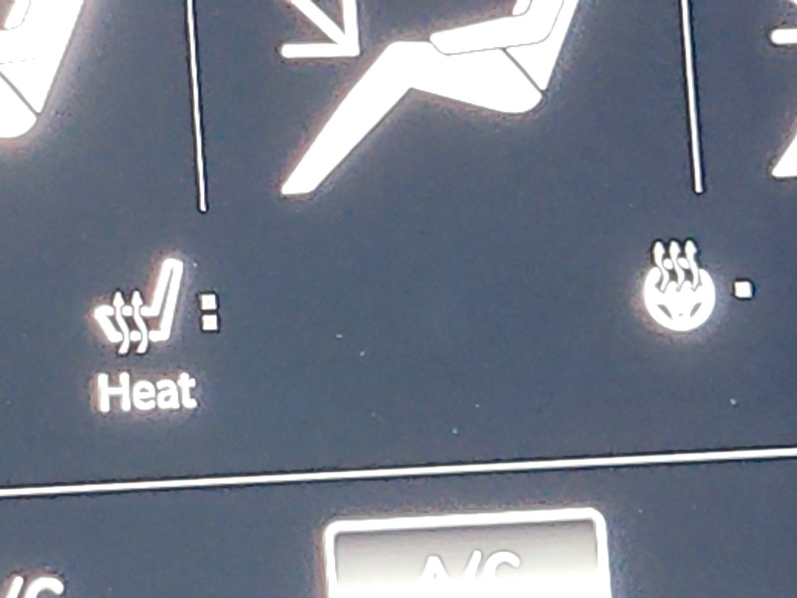 Used 2025 Chrysler Pacifica Select FWD image 34
