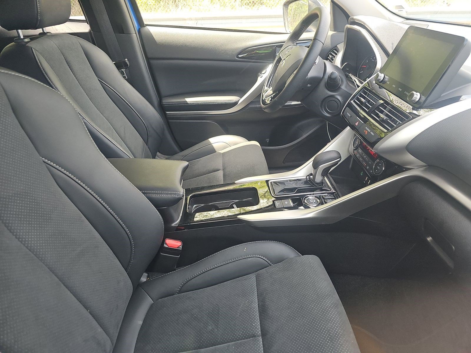 Used 2026 Mitsubishi Eclipse Cross SE image 11