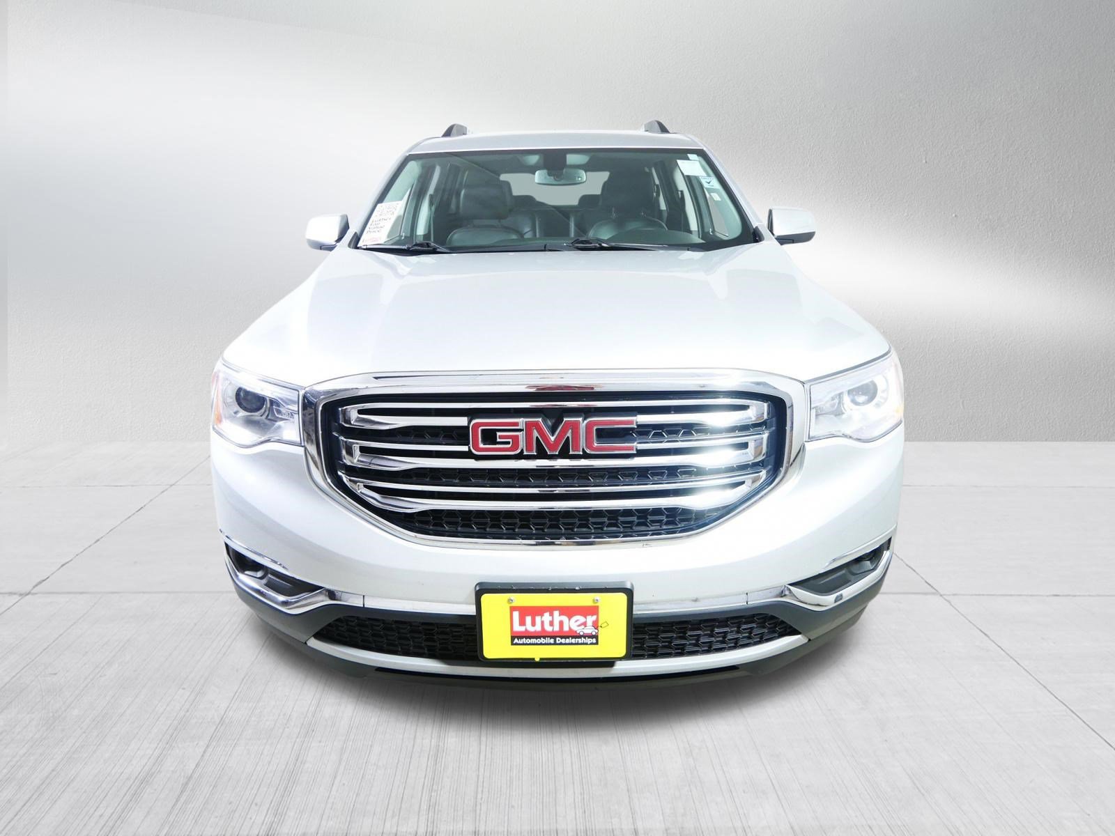 Used 2018 GMC Acadia SLT AWD/4WD image 2