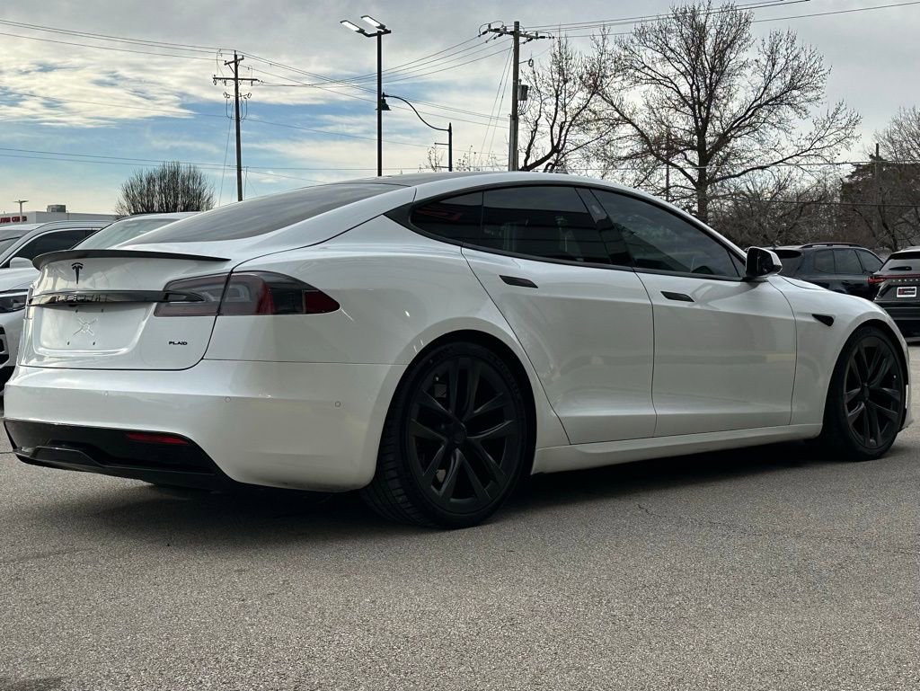 Used 2021 Tesla Model S Plaid image 11
