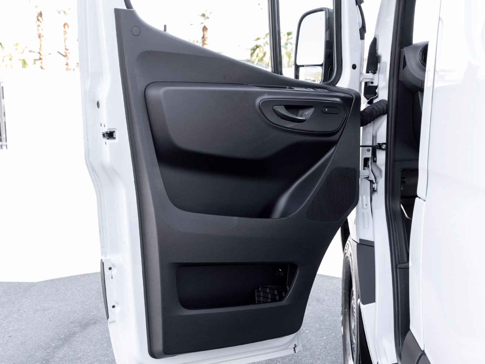 New 2025 Mercedes-Benz Sprinter 2500 image 11