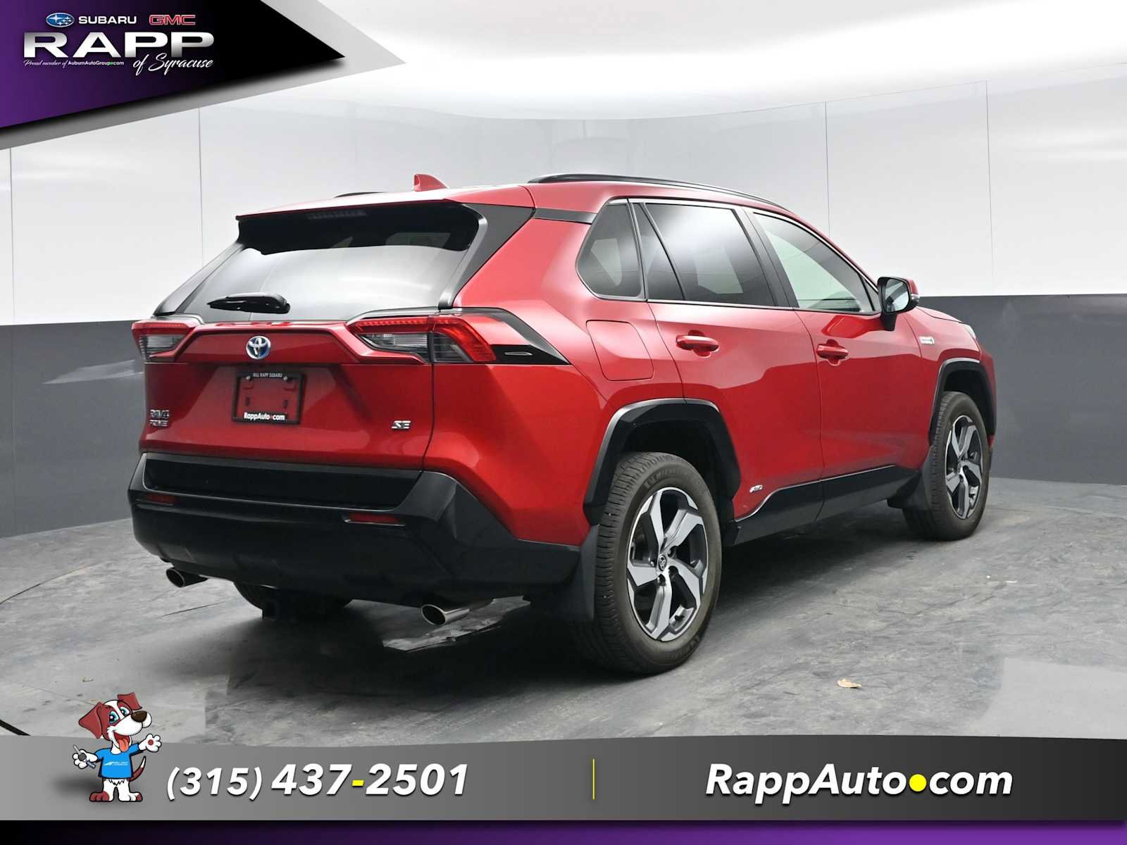 Used 2021 Toyota RAV4 SE w/ Weather & Moonroof Package image 28