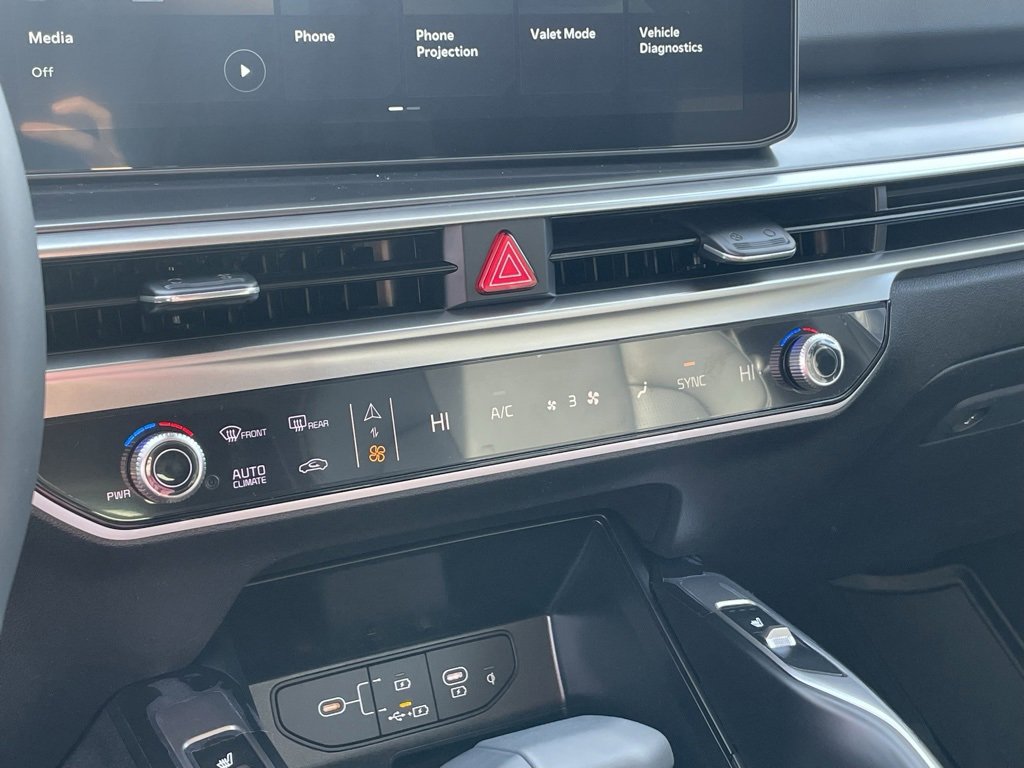 New 2026 Kia Sorento S w/ S Panoramic Sunroof Package image 15