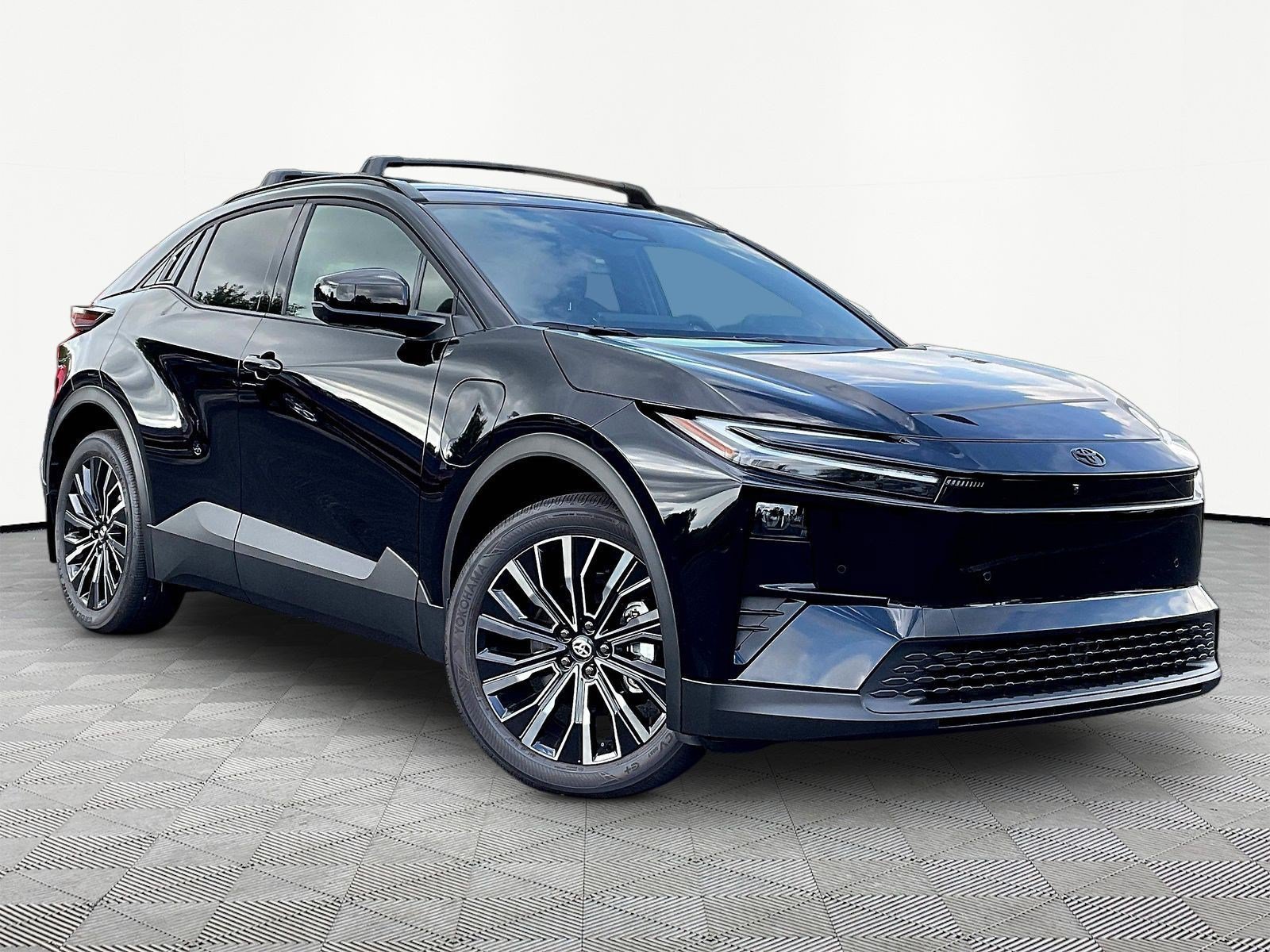New 2026 Toyota C-HR AWD/4WD image 3