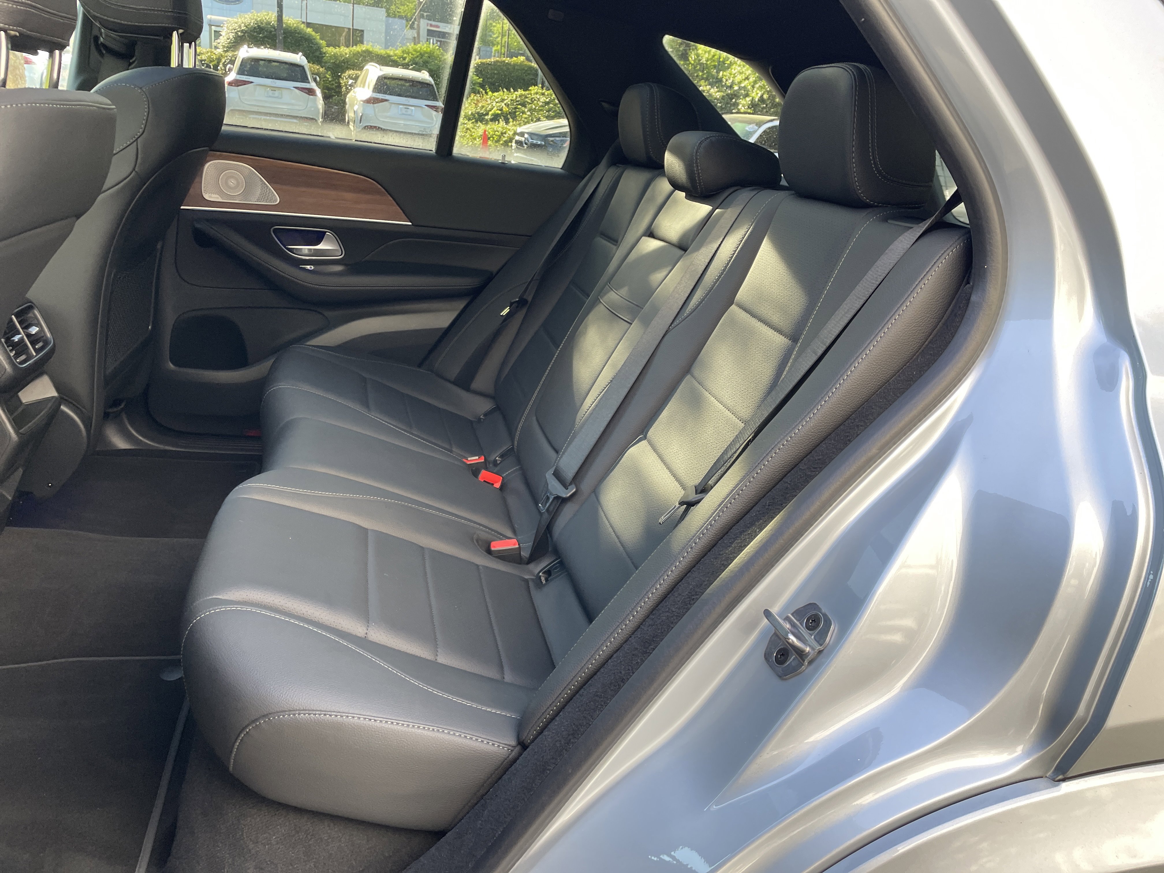 Certified 2025 Mercedes-Benz GLE 450e 4MATIC image 40